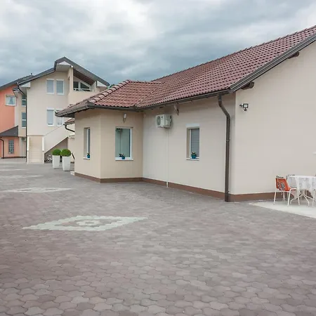 krevet i doručak Soba 3 Maja Bihac